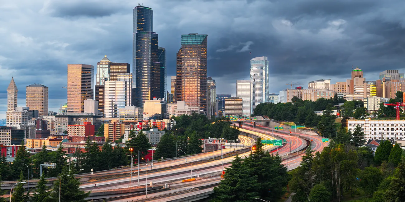 A view of a cloudy, green skyline in Seattle, Washington